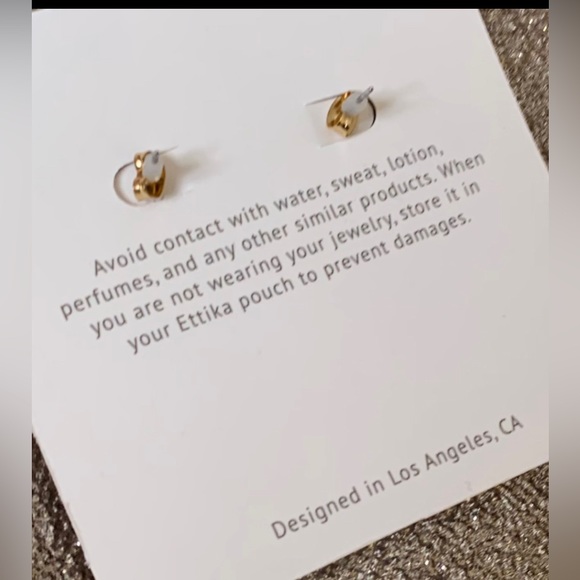 Ettika Earring Ladies Double Crystal Drop Earring in Gold - Picture 4 of 4